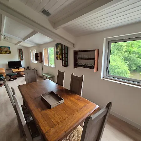 Le Pont Vue Sur Riviere Proche Puy Du Fou Vendégház