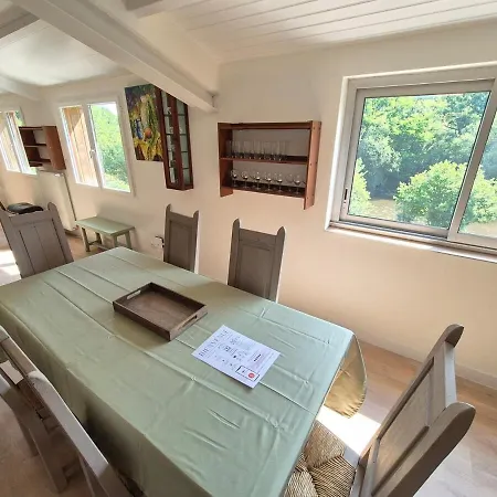 Le Pont Vue Sur Riviere Proche Puy Du Fou 3*