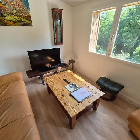 Le Pont Vue Sur Riviere Proche Puy Du Fou Gasthof 3*