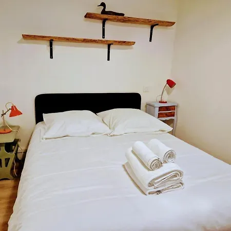 Le Pont Vue Sur Riviere Proche Puy Du Fou Mortagne-sur-Sevre