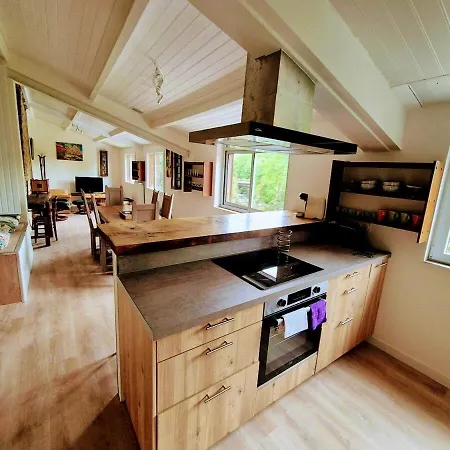 Le Pont Vue Sur Riviere Proche Puy Du Fou Mortagne-sur-Sevre